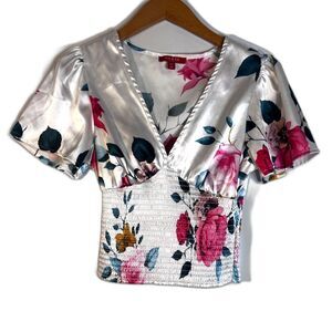 GUESS White Floral Print Smocked Waist Vneck Fitted Satiny Crop Top Size XS